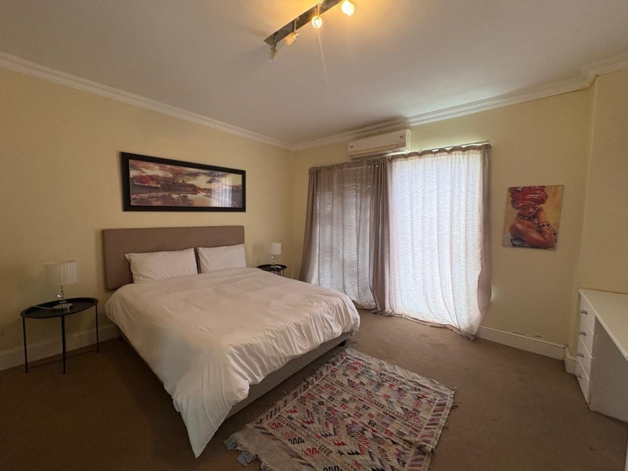 To Let 6 Bedroom Property for Rent in West Beach Western Cape